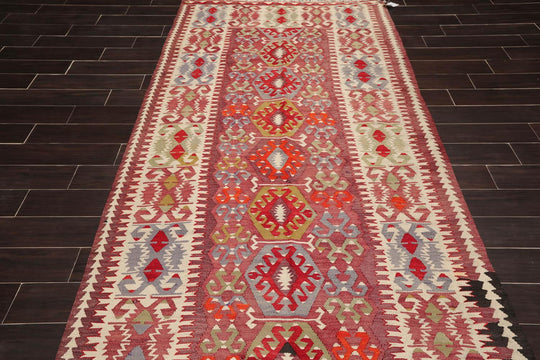 4'9" x 10'9" Vintage Hand-Woven Southwestern Kilim Wool Area Rug Rust