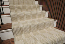 Multi Size Green White Color Hand Loomed Flatweave Wool Modern Oriental Rug