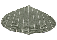 Multi Size Green Beige Color Hand Hooked Leaf Jute loop Contemporary Oriental Rug
