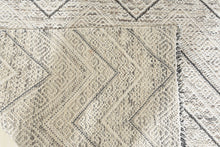 Multi Size Ivory Black Beige Color Hand Woven  Wool Modern & Contemporary Oriental Rug