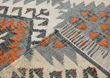 Multi Size Ivory Gray Slate Color Hand Woven Kilim Jute Southwestern Oriental Rug
