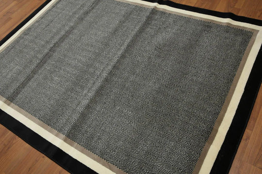 5x7 Black, White, Ivory Machine Made Harring Bone 100% Wool Oriental Area Rug