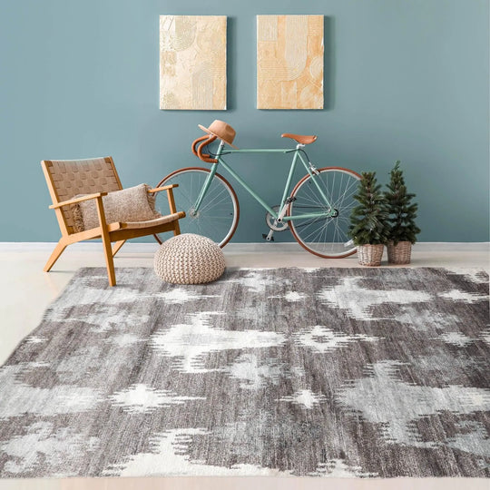 3'9''x5'9'' Hand Knotted Wool and Bamboo Ikat Modern & Contemporary Oriental Area Rug Gray, Silver Color