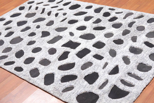 5' x 8' Handmade Sculpted Wool Cotton & Bamboo Silk High Low Pile Area Rug White