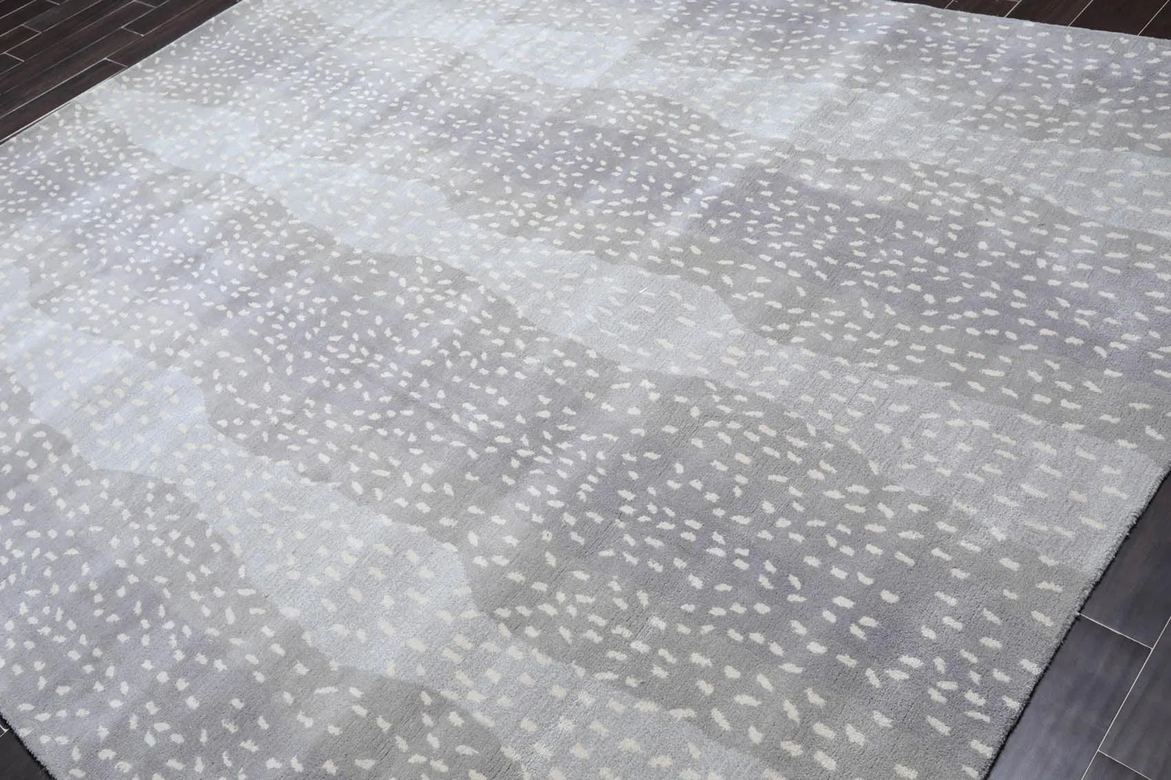 Multi Size Gray Hand Tufted 100% Wool Animal Print Antelope Area Rug ...