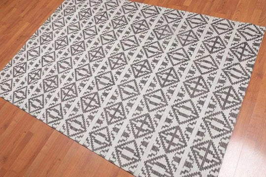 5' x 7' Handmade Geometric Graphic Wool Modern Flatweave Area Rug Beige