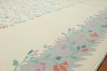 Handmade Aubusson Design 100% Wool Area rug Ivory 7'10" x 11'