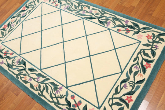 4' x 6' Handmade French Aubusson Savonnerie 100% wool Area rug Ivory